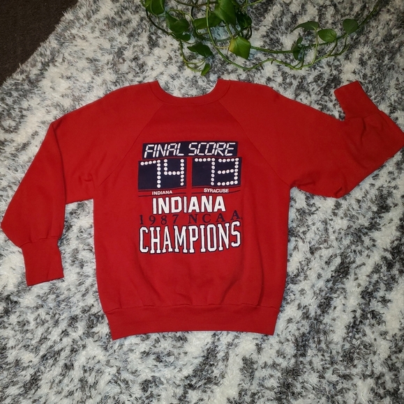 IU Memorabilia 1987 Championship Red Sweatshirt - Picture 2 of 8